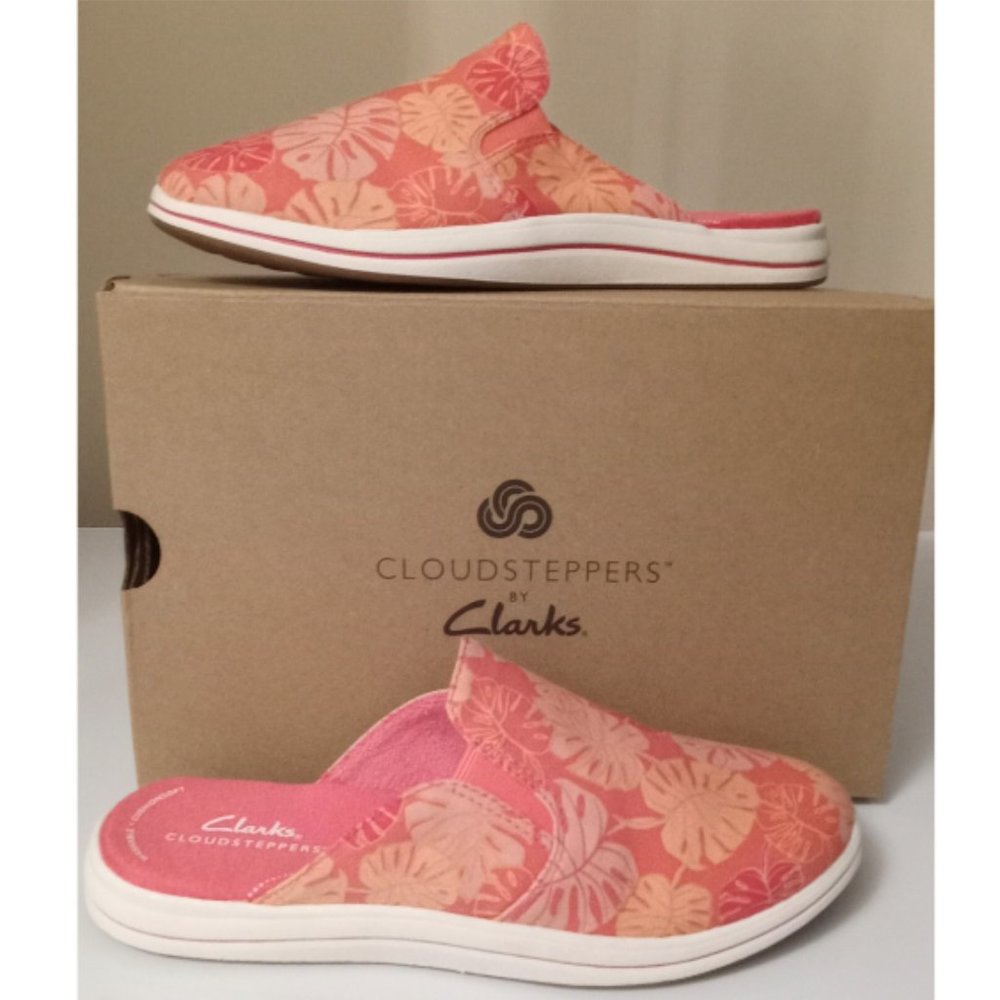 Clarks Mules Sz 7.5